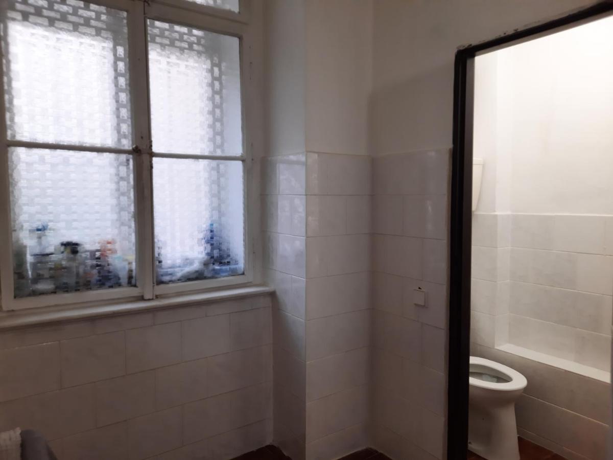 Downtown Prague Minimalistic Room In Flatshare エクステリア 写真