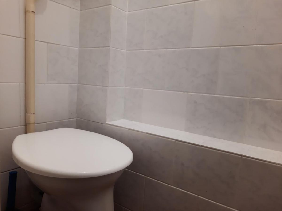 Downtown Prague Minimalistic Room In Flatshare エクステリア 写真